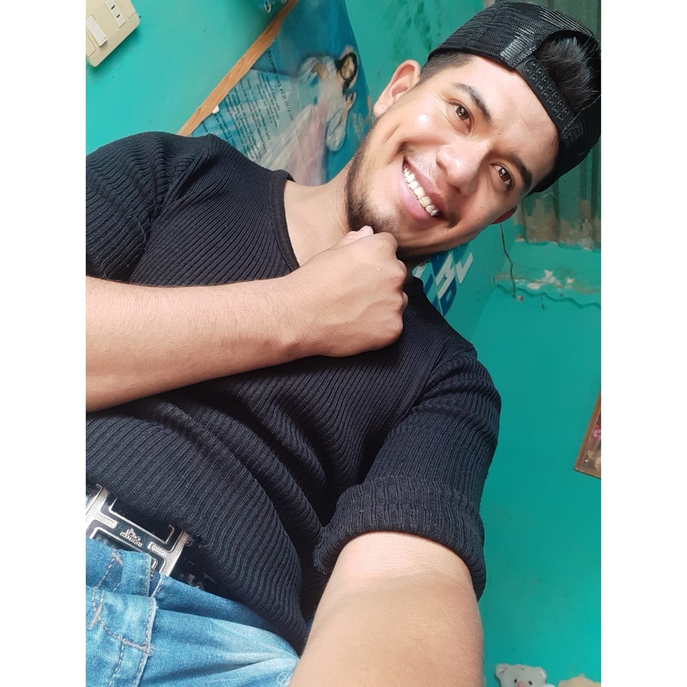 Meet your Posher, Diego